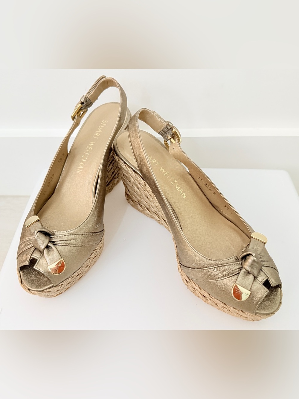 Stuart Weitzman Metallic Gold Knotted Peep-Toe Wedges